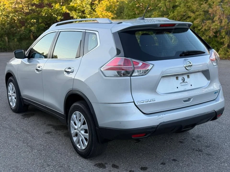 2015 Nissan Rogue - Image 7 of 16