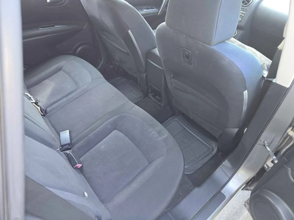 2015 Nissan Rogue - Image 8 of 8