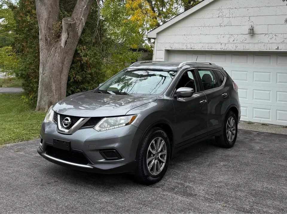 2015 Nissan Rogue - Image 2 of 12