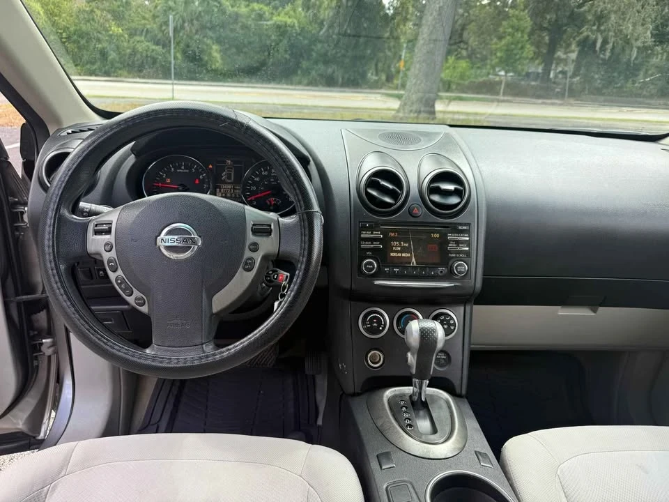 2015 Nissan Rogue - Image 5 of 14