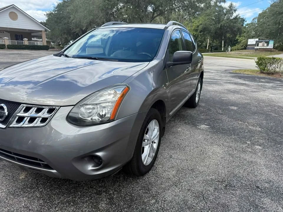2015 Nissan Rogue - Image 2 of 14