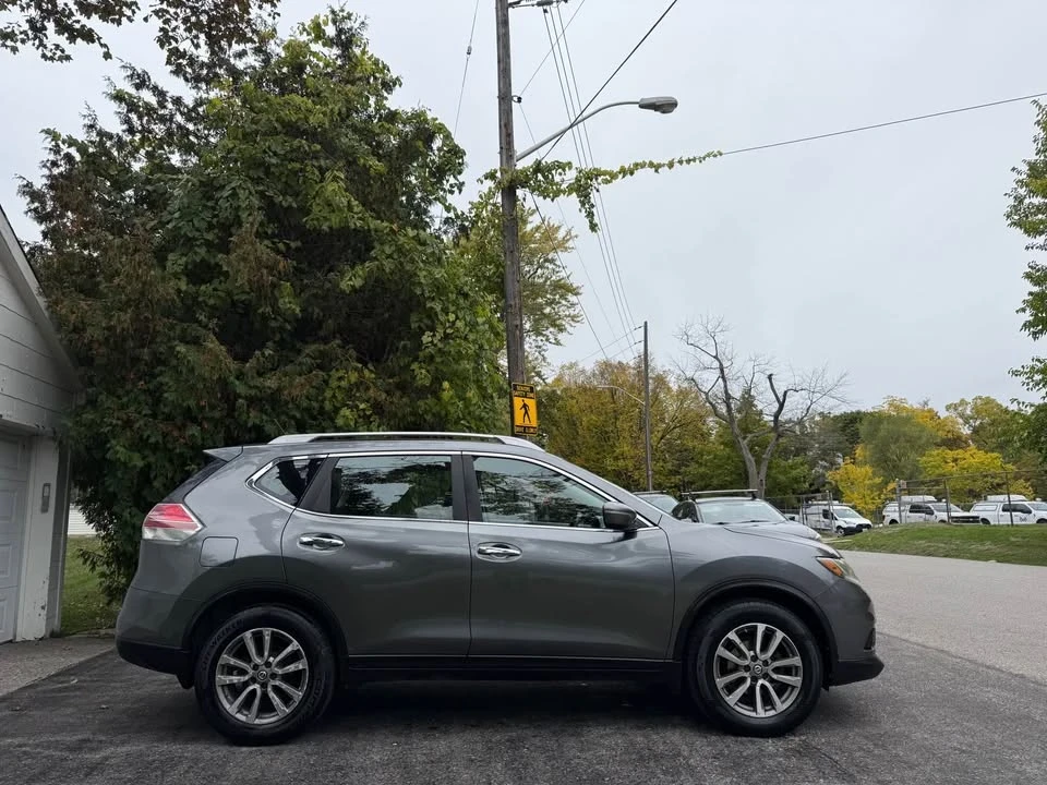 2015 Nissan Rogue - Image 7 of 12