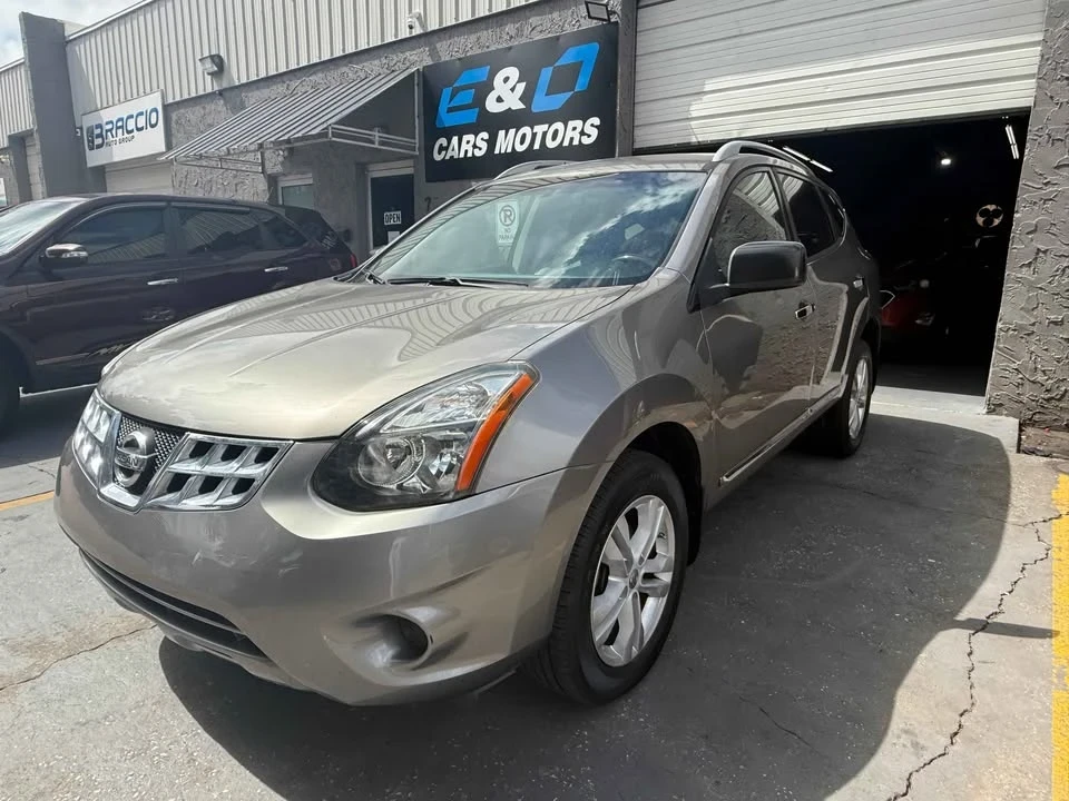 2015 Nissan Rogue - Image 13 of 14
