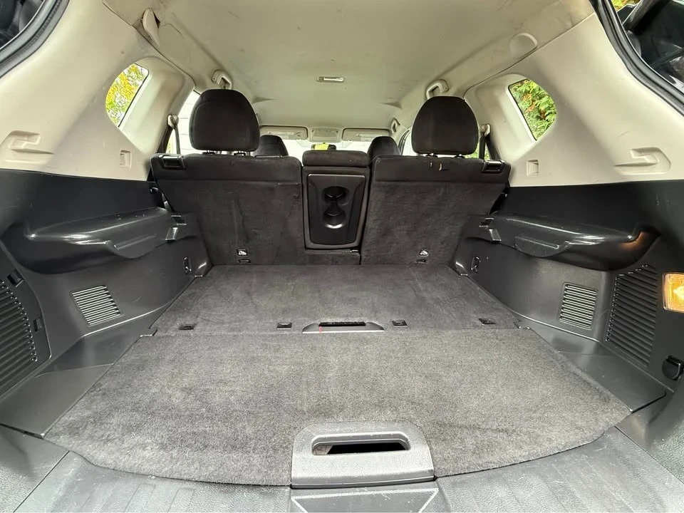 2015 Nissan Rogue - Image 12 of 12