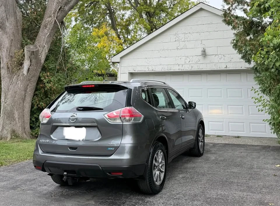 2015 Nissan Rogue - Image 5 of 12