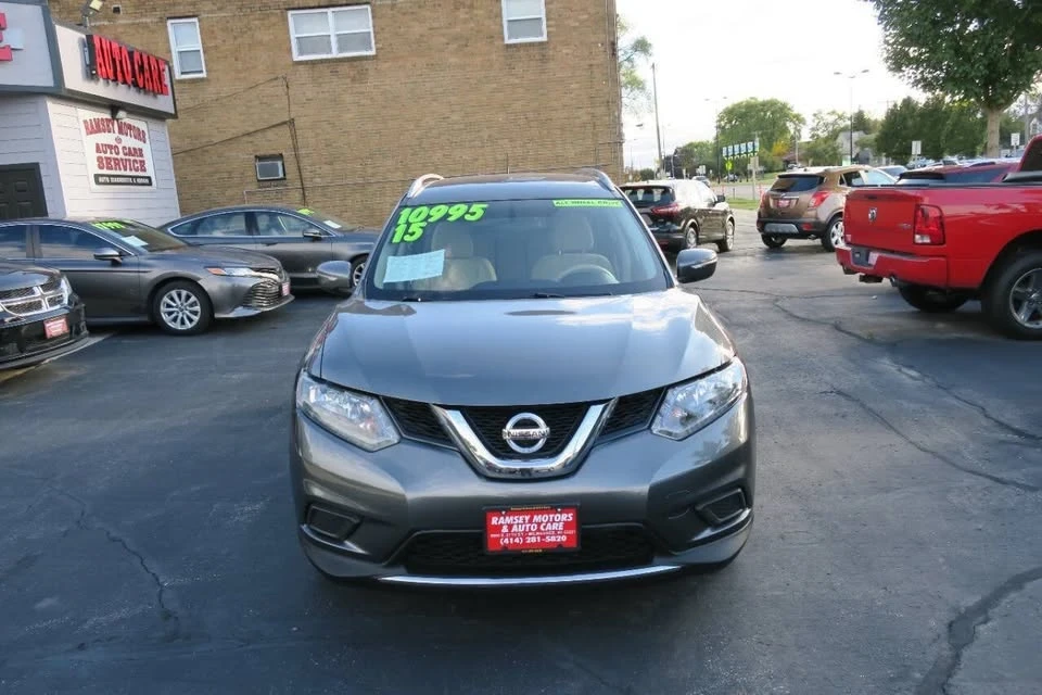 2015 Nissan Rogue - Image 4 of 19