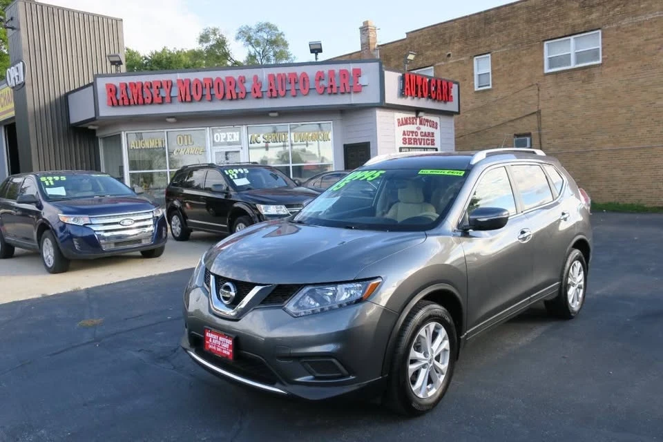 2015 Nissan Rogue - Image 2 of 19