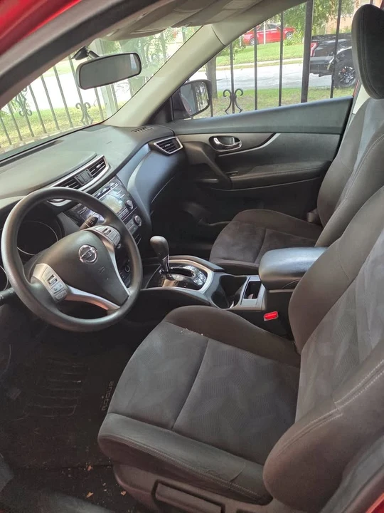 2015 Nissan Rogue - Image 2 of 6