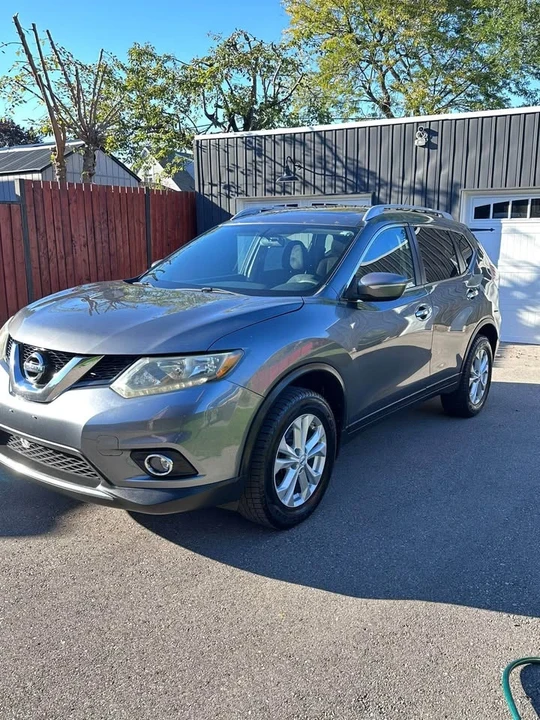 2015 Nissan Rogue - Image 2 of 12