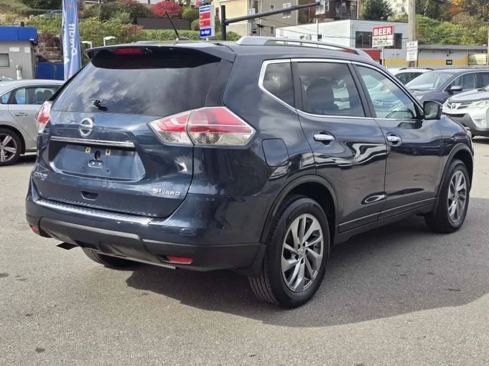 2015 Nissan Rogue - Image 4 of 14