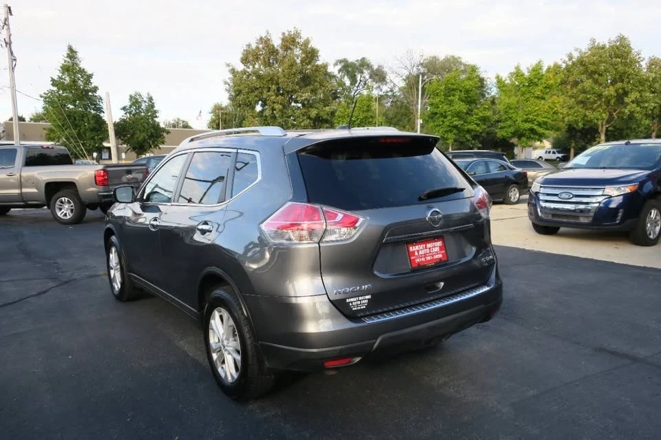 2015 Nissan Rogue - Image 5 of 19