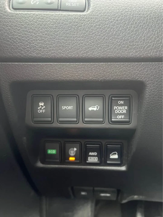 2015 Nissan Rogue - Image 13 of 13