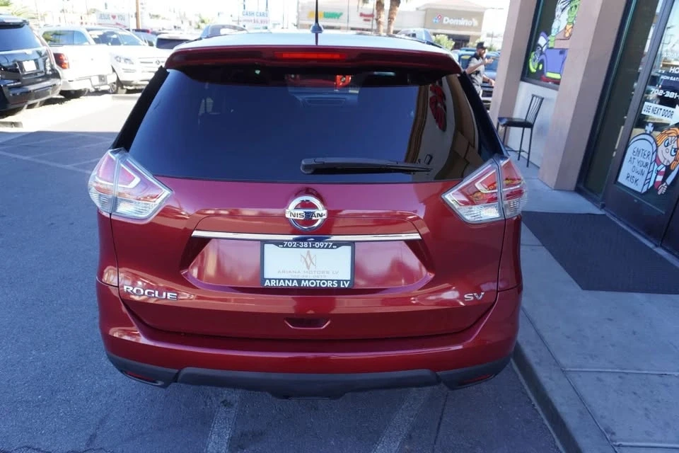 2015 Nissan Rogue - Image 8 of 18