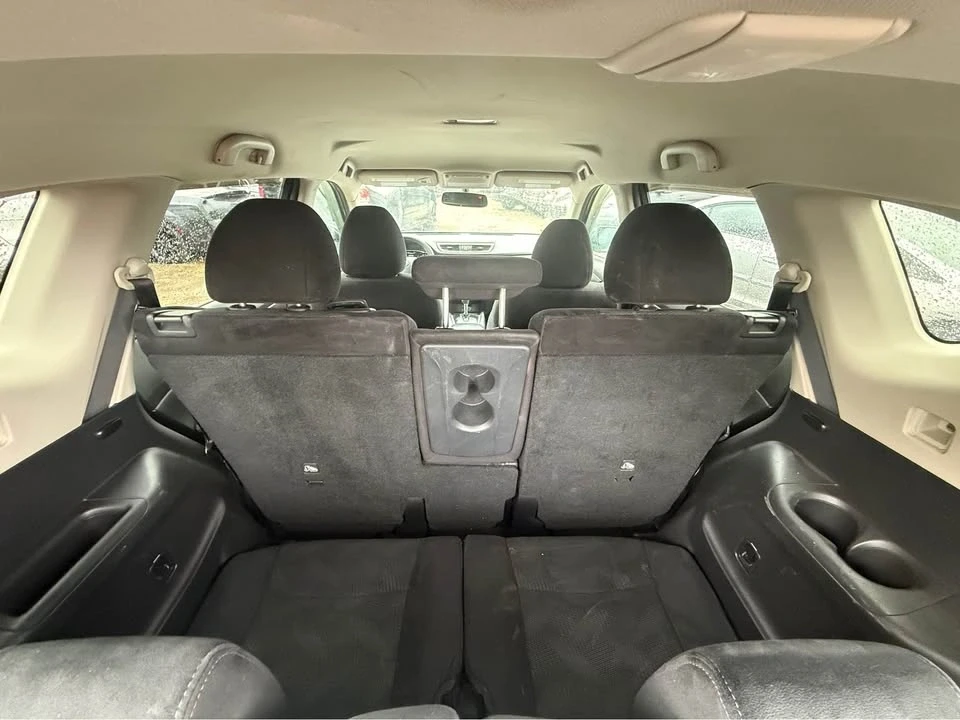 2015 Nissan Rogue - Image 13 of 14