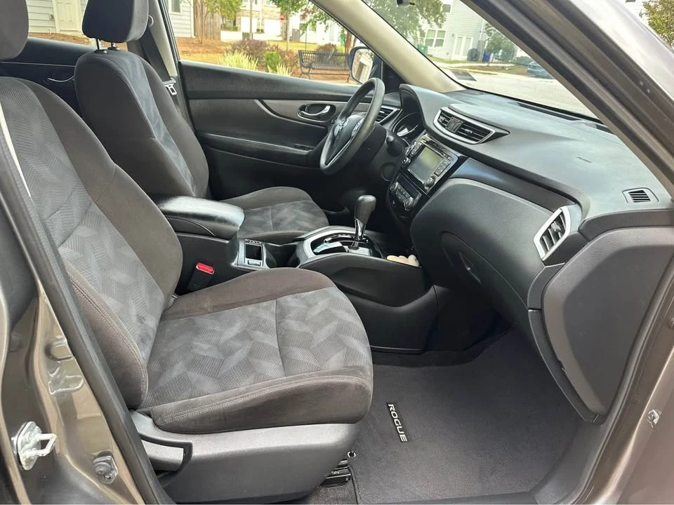 2015 Nissan Rogue - Image 3 of 7