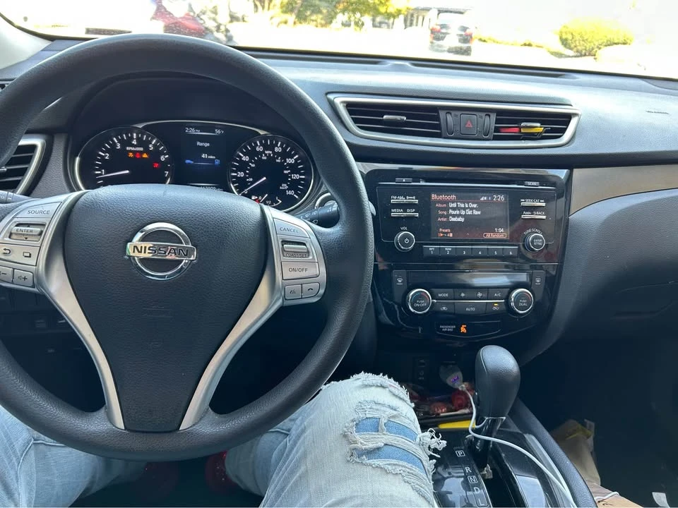 2015 Nissan Rogue - Image 5 of 5