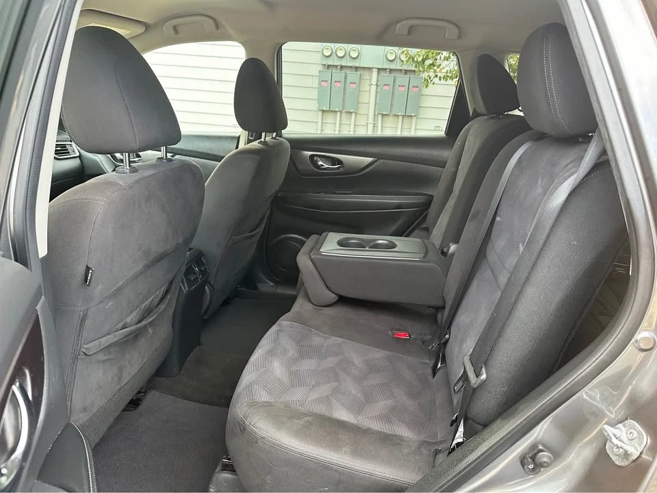 2015 Nissan Rogue - Image 7 of 7