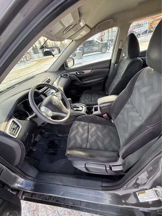 2015 Nissan Rogue - Image 9 of 15