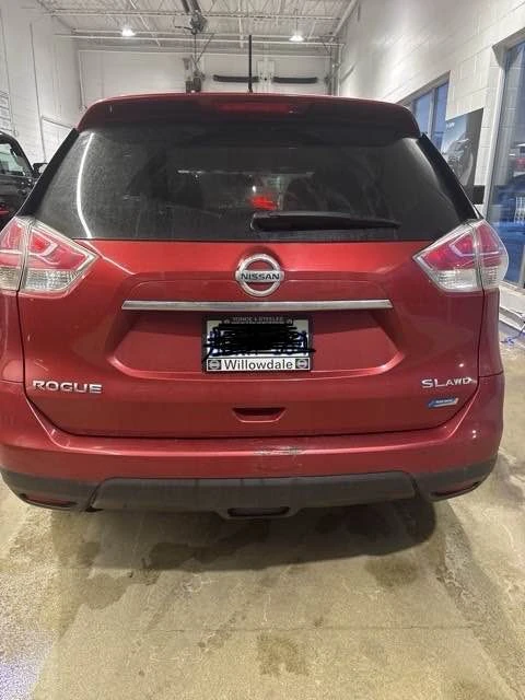 2015 Nissan Rogue - Image 2 of 7