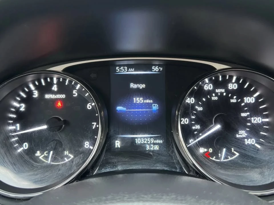 2015 Nissan Rogue - Image 9 of 17