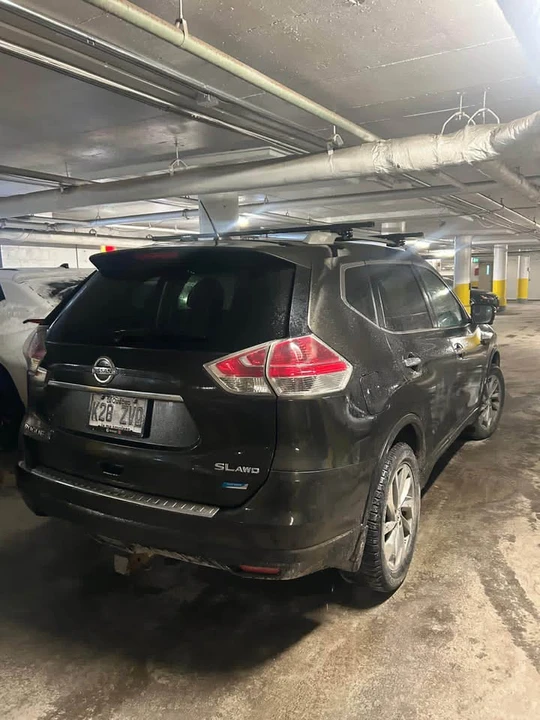 2015 Nissan Rogue - Image 2 of 9