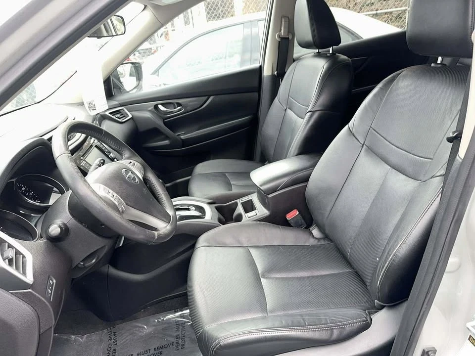 2015 Nissan Rogue - Image 5 of 6
