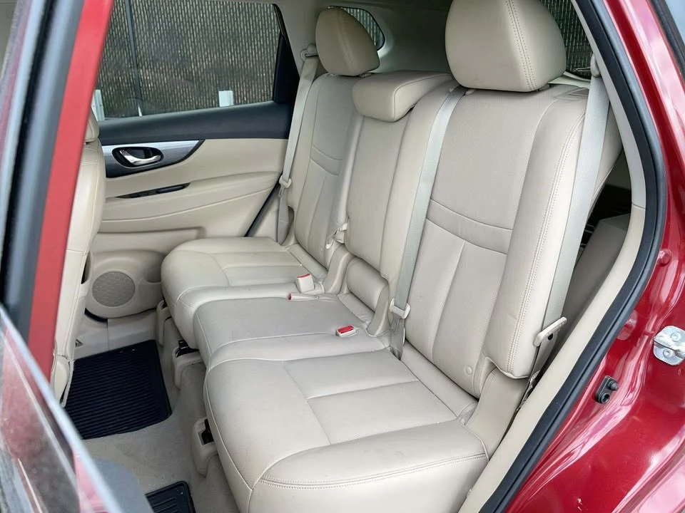 2015 Nissan Rogue - Image 5 of 8