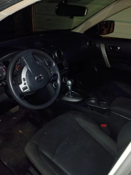 2015 Nissan Rogue - Image 3 of 5