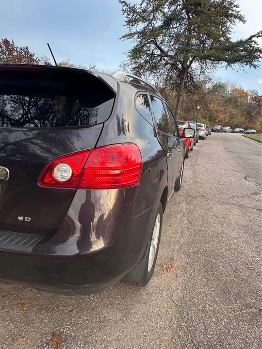 2015 Nissan Rogue - Image 2 of 13