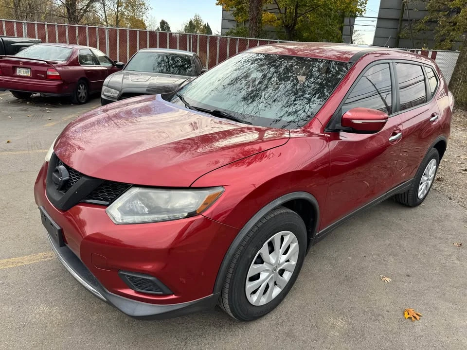 2015 Nissan Rogue - Image 2 of 7