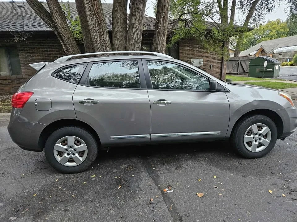 2015 Nissan Rogue - Image 6 of 18