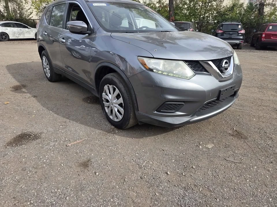 2015 Nissan Rogue - Image 2 of 9
