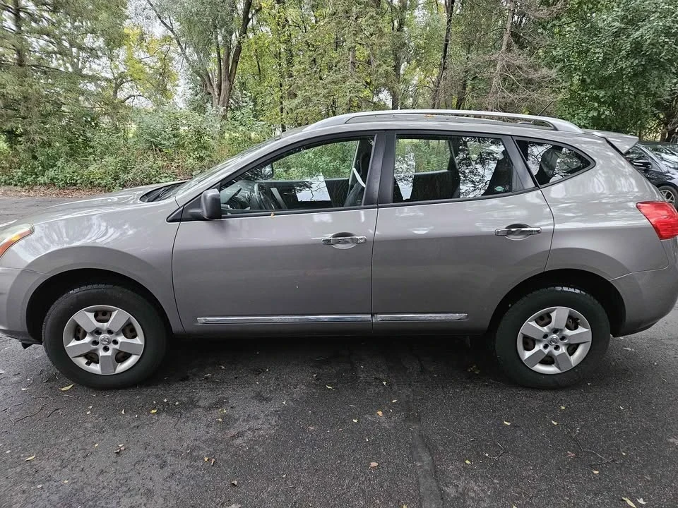 2015 Nissan Rogue - Image 7 of 18
