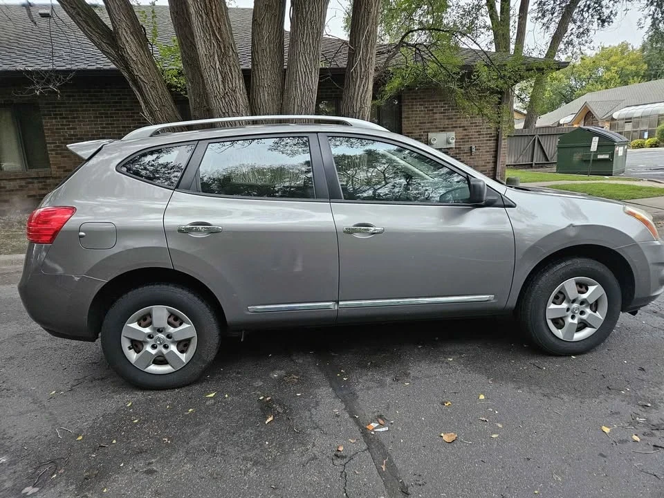 2015 Nissan Rogue - Image 8 of 18