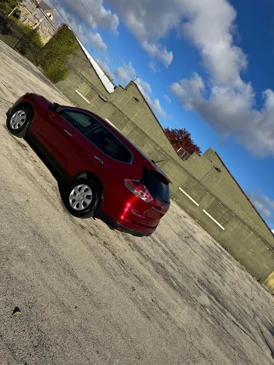 2015 Nissan Rogue - Image 5 of 14