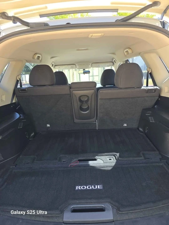 2015 Nissan Rogue - Image 9 of 12