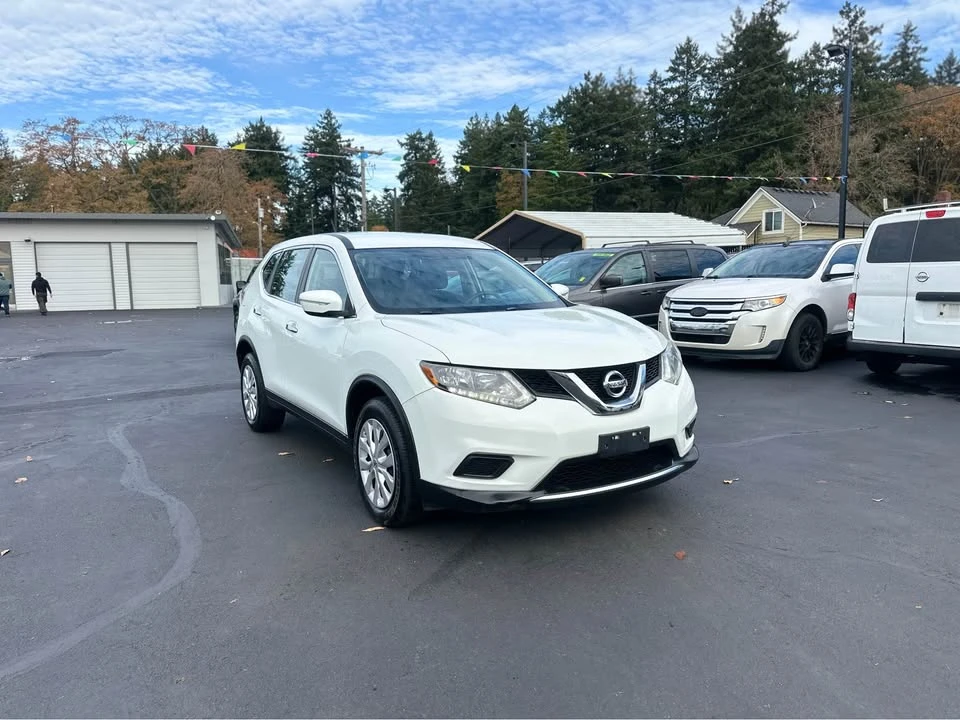 2015 Nissan Rogue - Image 3 of 14