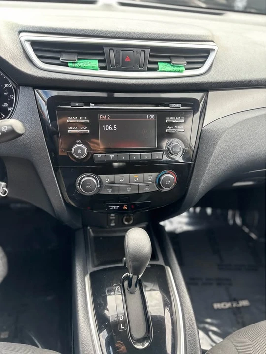2015 Nissan Rogue - Image 14 of 14