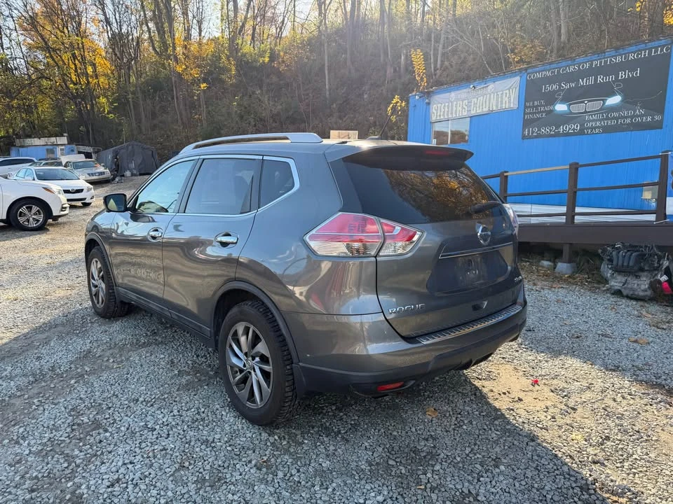 2015 Nissan Rogue - Image 8 of 8