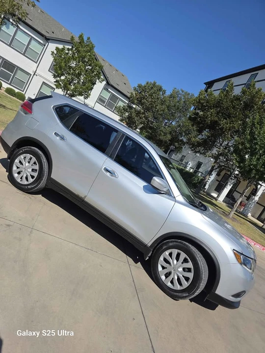 2015 Nissan Rogue - Image 7 of 12