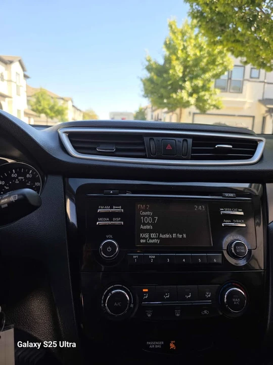 2015 Nissan Rogue - Image 12 of 12