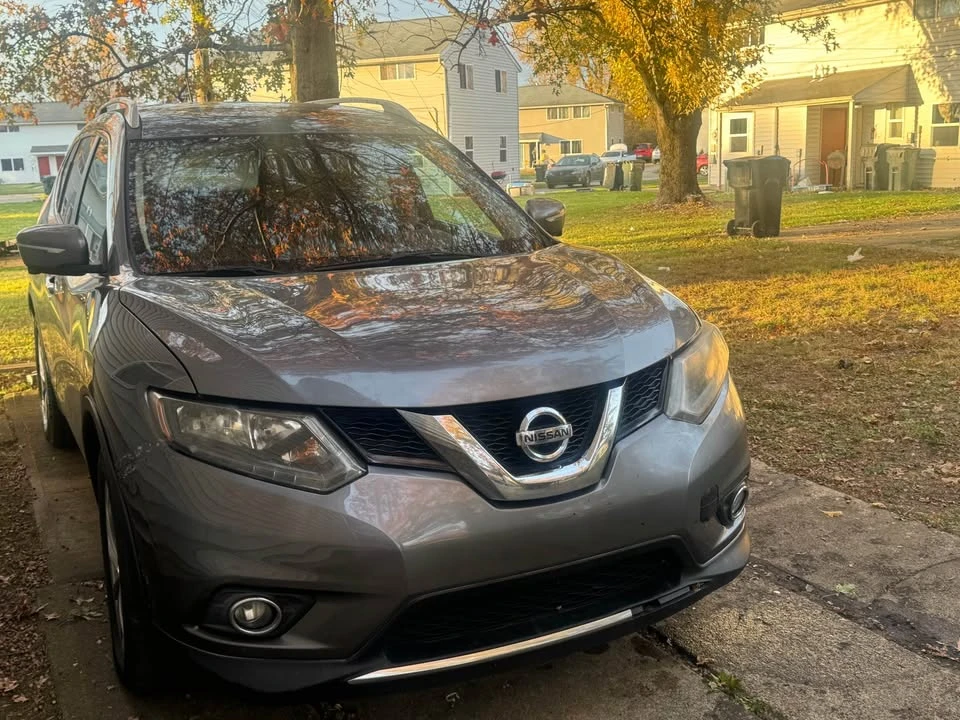 2015 Nissan Rogue - Image 2 of 6
