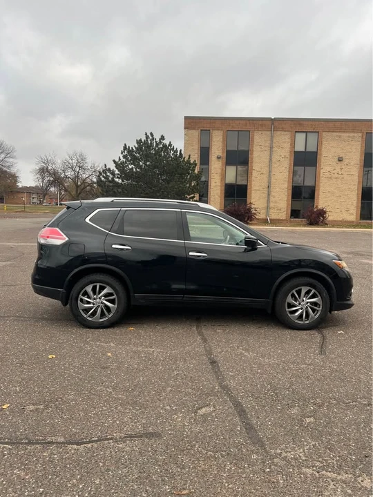 2015 Nissan Rogue - Image 9 of 20