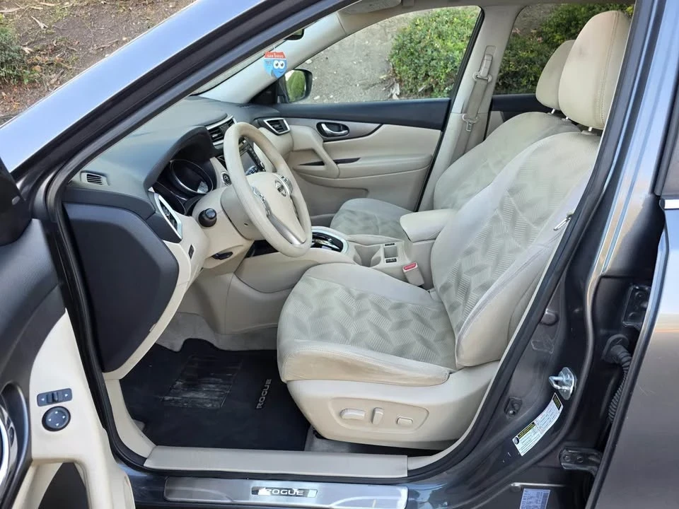 2015 Nissan Rogue - Image 18 of 20