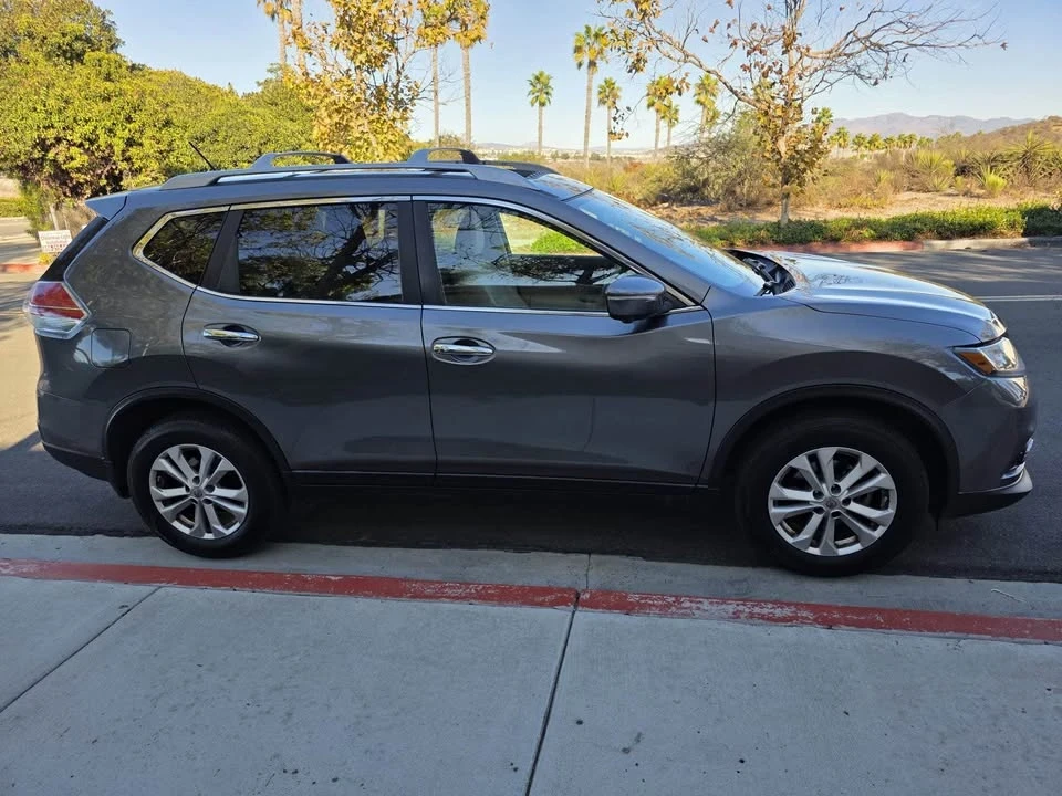 2015 Nissan Rogue - Image 6 of 20