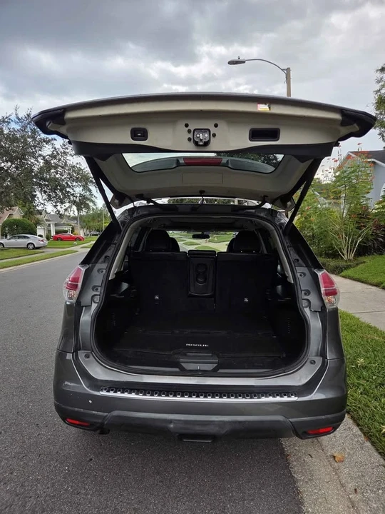 2015 Nissan Rogue - Image 7 of 7