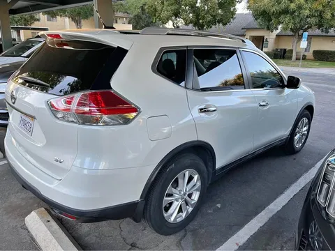 2015 Nissan Rogue SV
