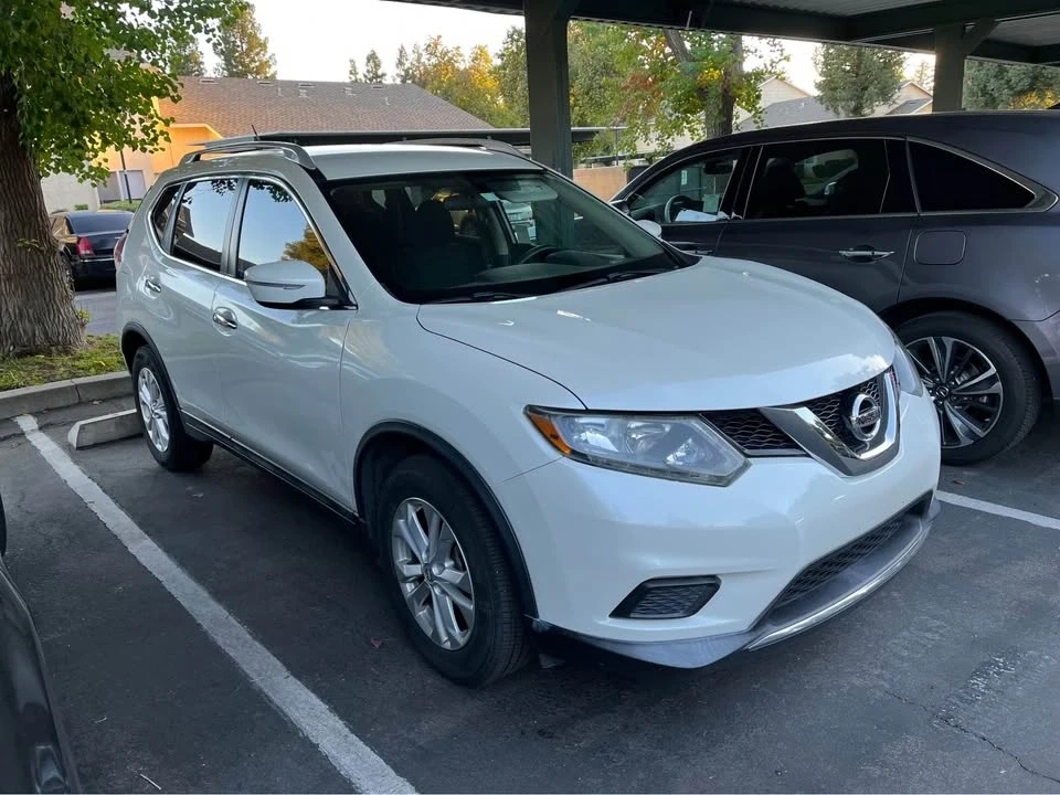 2015 Nissan Rogue - Image 11 of 11
