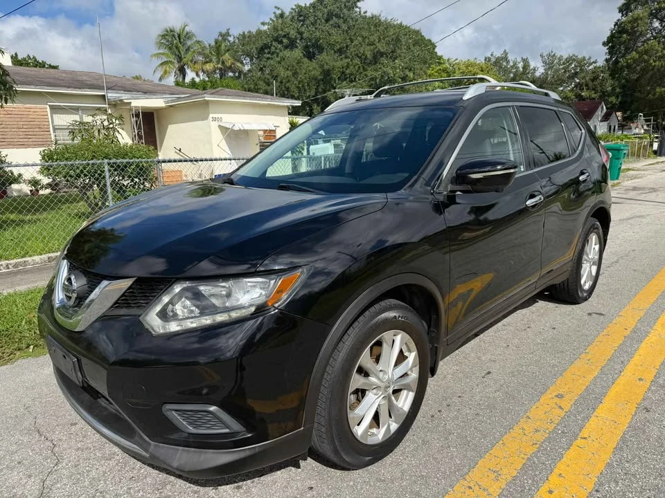 2015 Nissan Rogue - Image 3 of 8