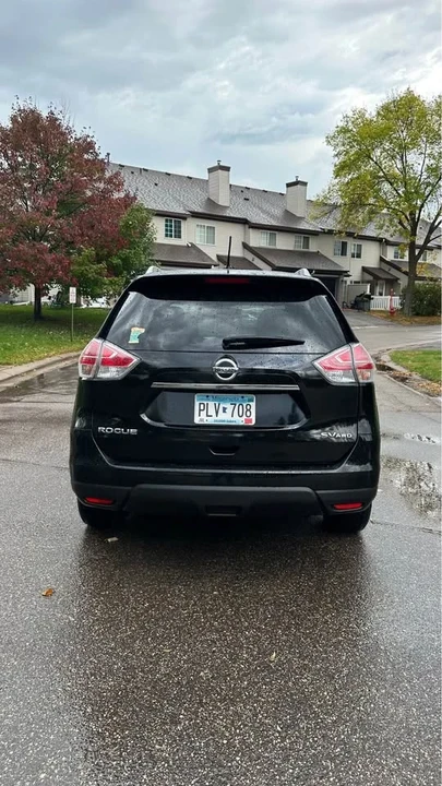 2015 Nissan Rogue - Image 7 of 18